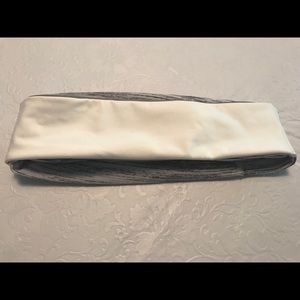 Lululemon earwarmer/headband